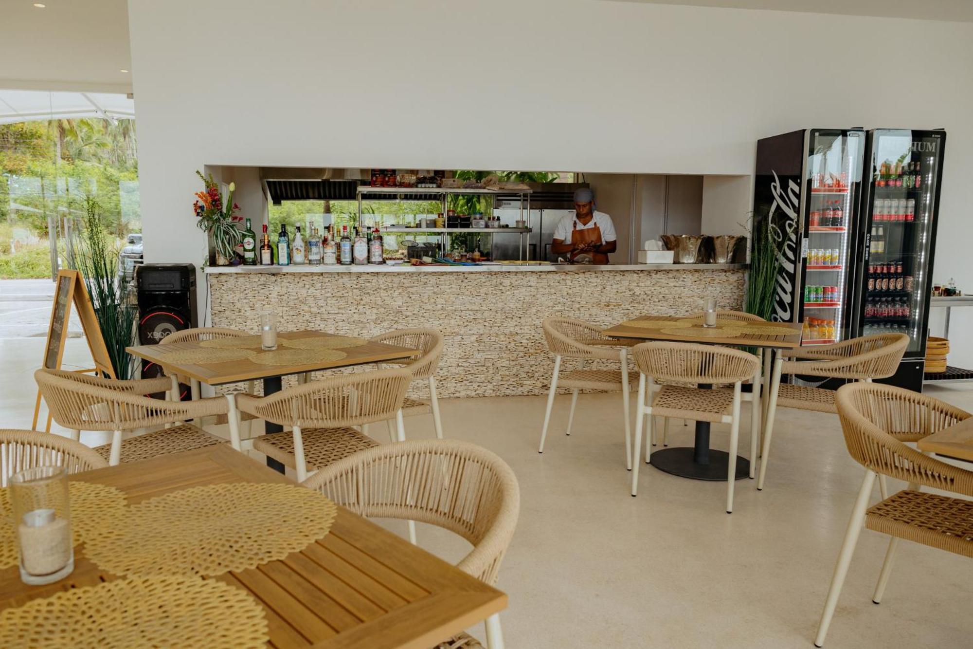 Elite Atoll Beachfront Hotel Khanom Exterior photo
