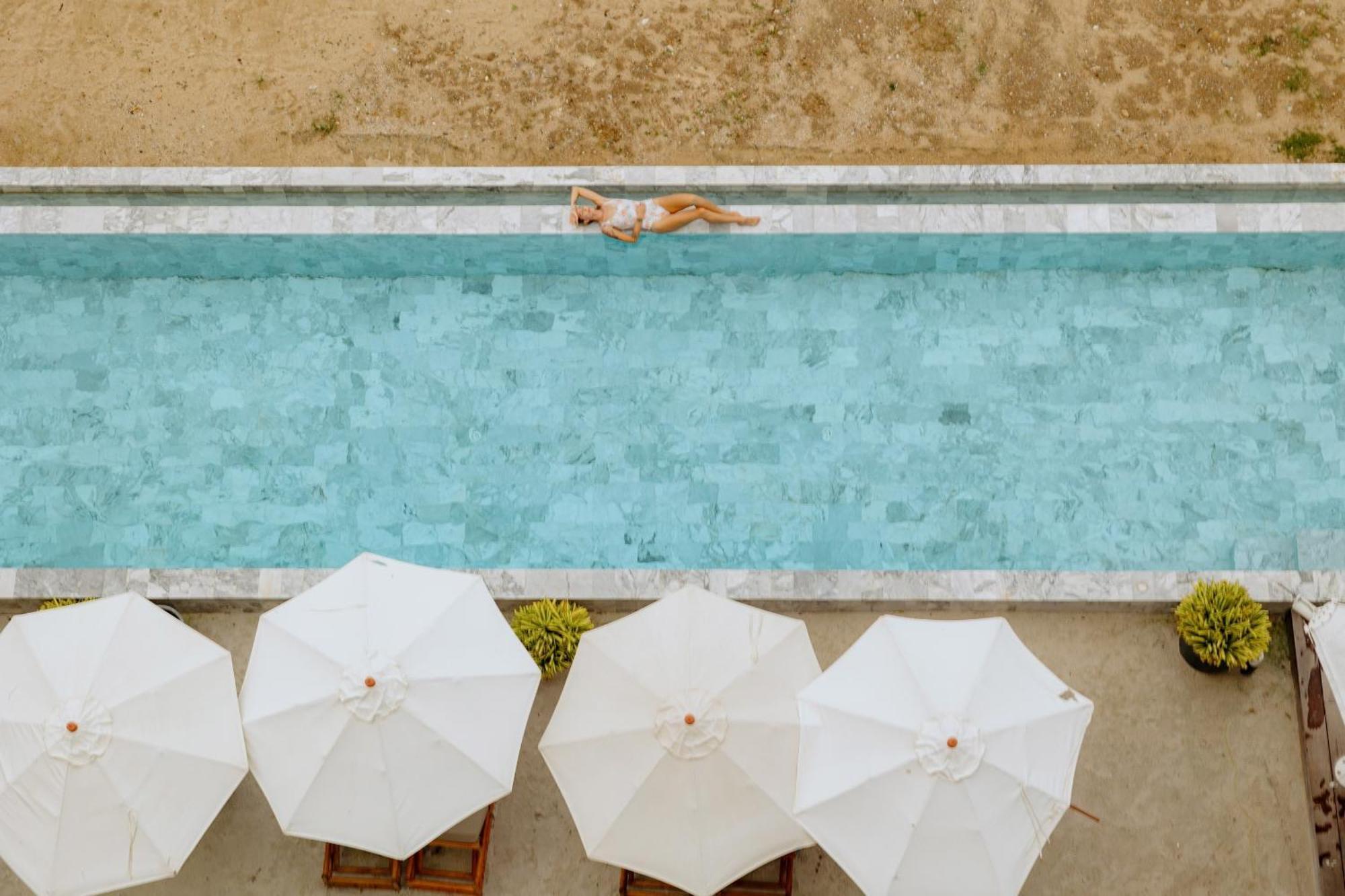Elite Atoll Beachfront Hotel Khanom Exterior photo