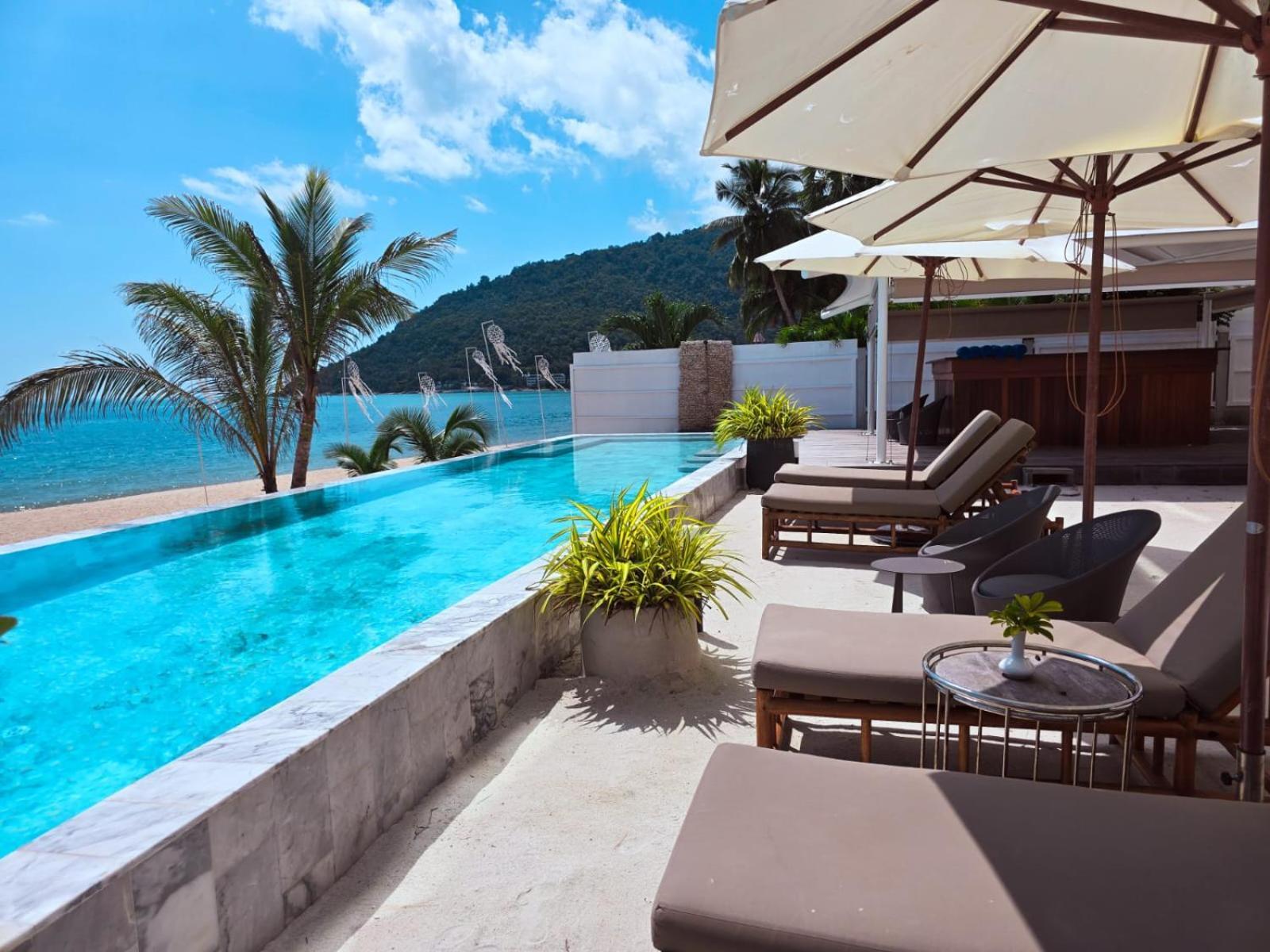 Elite Atoll Beachfront Hotel Khanom Exterior photo
